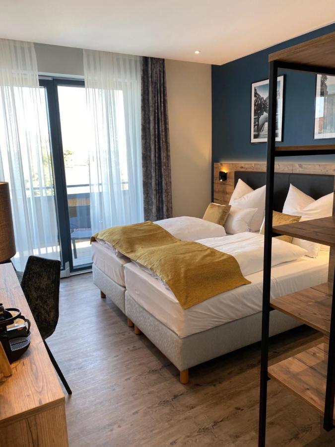 Hotel & Restaurant Rizzelli Superior Neustadt an der Aisch Bagian luar foto